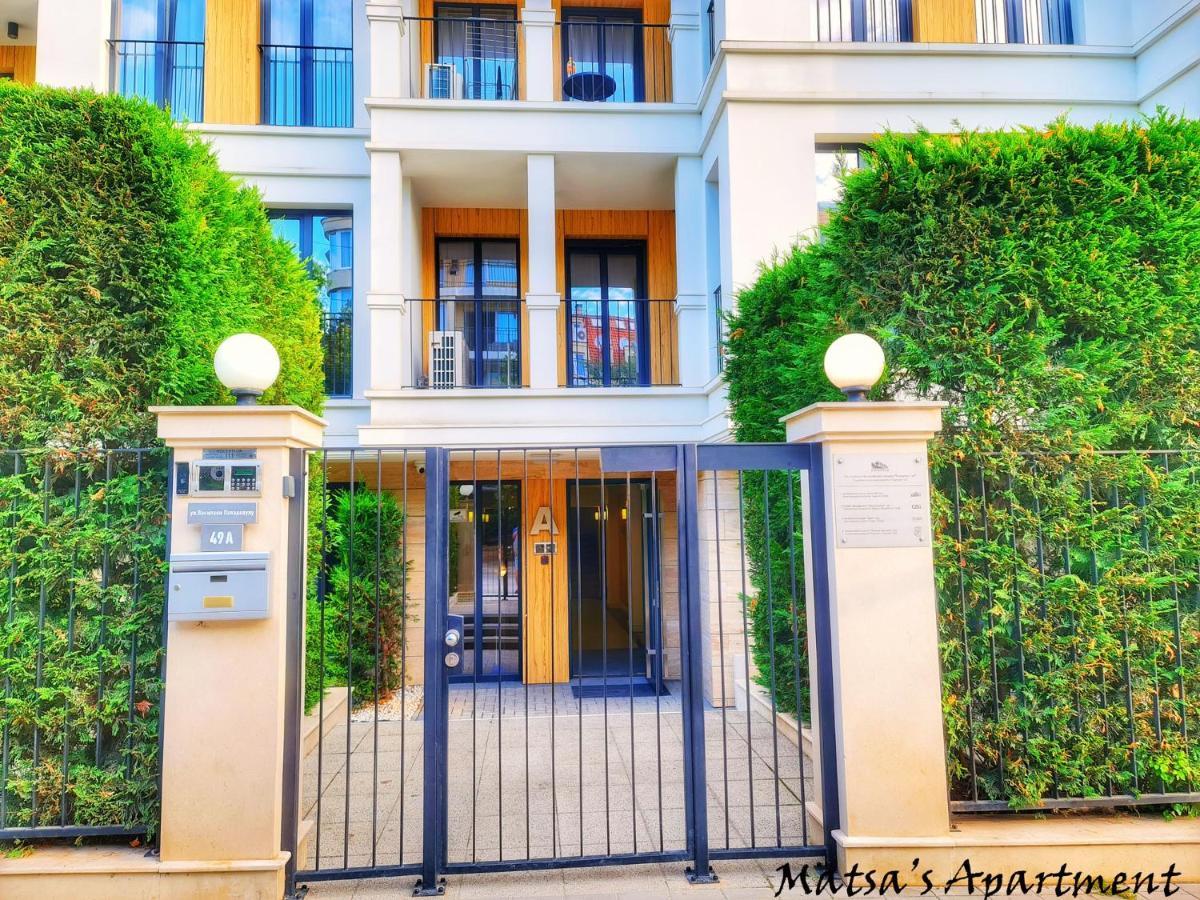 Matsa Apartment In Evergreen Complex Varna Bagian luar foto