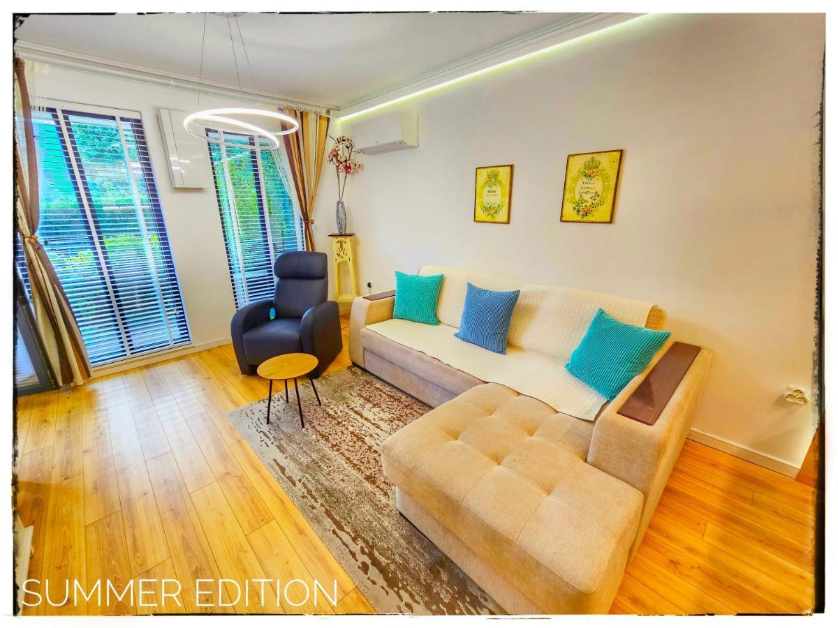 Matsa Apartment In Evergreen Complex Varna Bagian luar foto